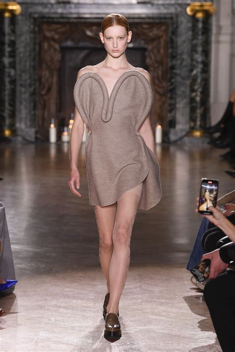 fashion factory victoria beckham
